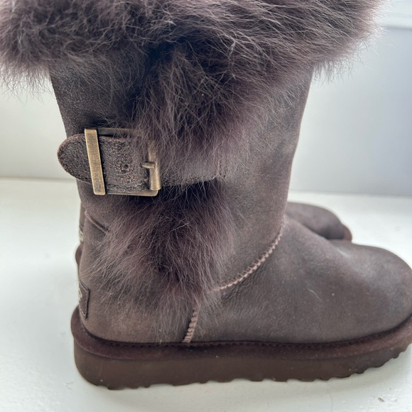 UGG Brown Fur-Lined Boots - Picture 2 of 5